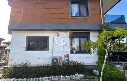 Ayvalık Altınova Mahallesin'de Satılık 3+1 Villa