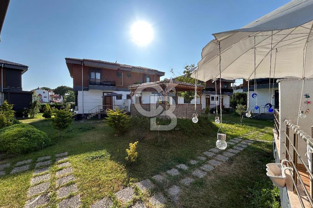 Ayvalık Altınova Mahallesin'de Satılık 3+1 Villa