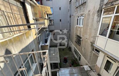 ÜSKÜDAR'DA SATILIK 3+1 