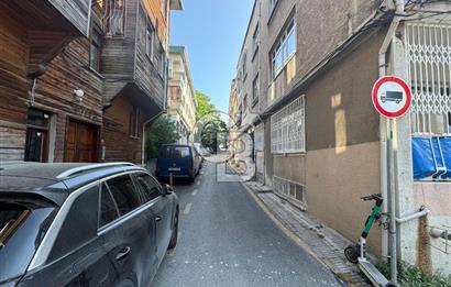 ÜSKÜDAR'DA SATILIK 3+1 