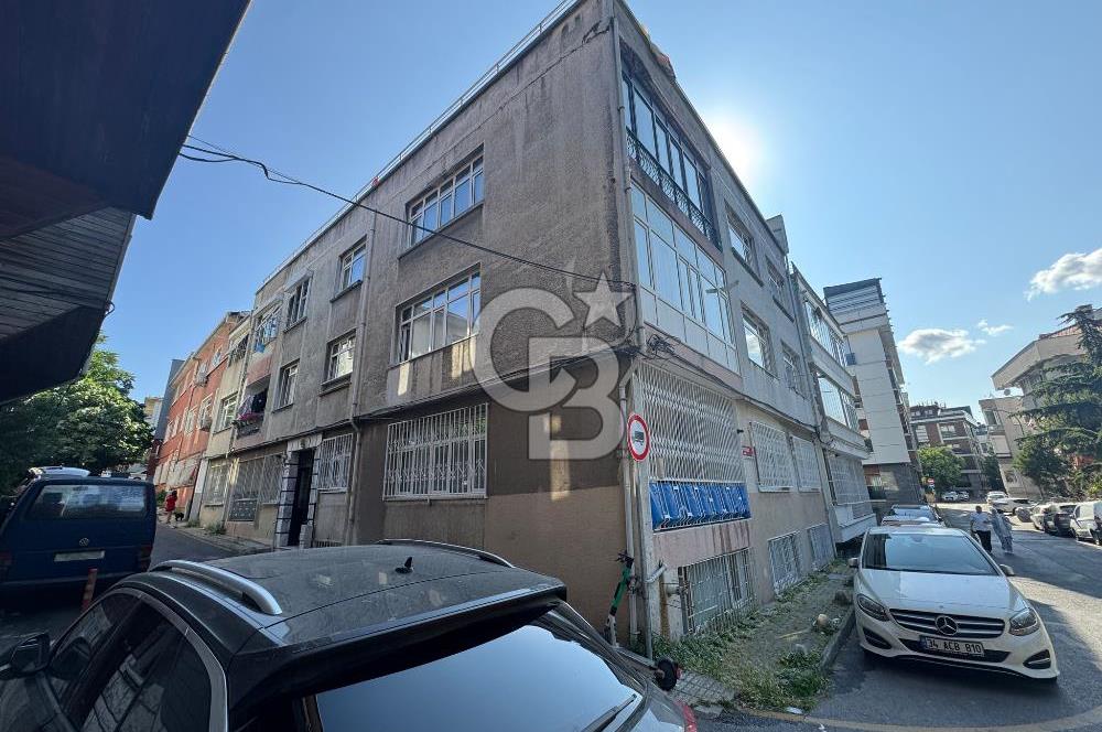 ÜSKÜDAR'DA SATILIK 3+1 