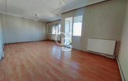 İZMİR ÇİĞLİ EGEKENT'TE MUHTEŞEM MANZARALI ARAKAT BÜYÜK 3+1 DAİRE