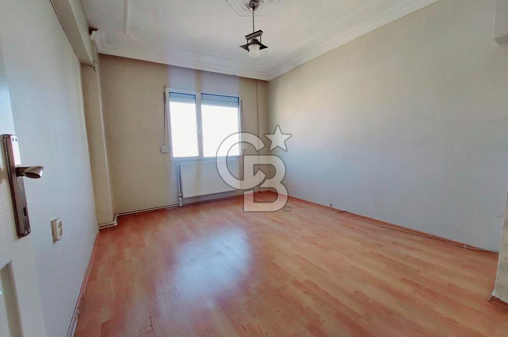 İZMİR ÇİĞLİ EGEKENT'TE MUHTEŞEM MANZARALI ARAKAT BÜYÜK 3+1 DAİRE