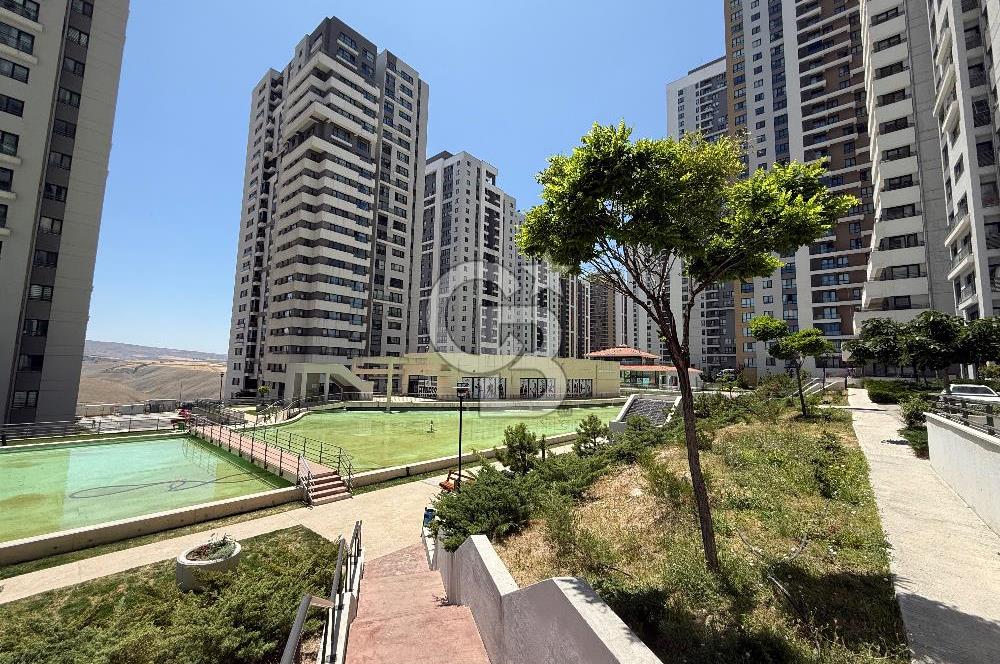 GÜNEYPARK 1 DE 4,5+1 240 m2 SATILIK TAŞINMAYA HAZIR DAİRE