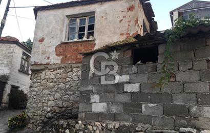 Karaburun eğlen hoca köy içinde 2 katlı satılık müstakil ev 