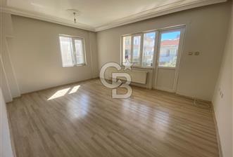 ESENLER'DE HER YERE YÜRÜYÜŞ MESAFESİNDE 3+1 DAİRE!