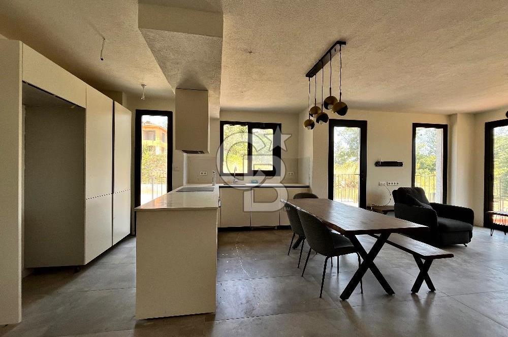 Akyaka’ya 10 dk Mesafede, Satılık Yarı Müstakil Köşe Villa