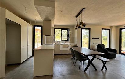 Akyaka’ya 10 dk Mesafede, Satılık Yarı Müstakil Köşe Villa