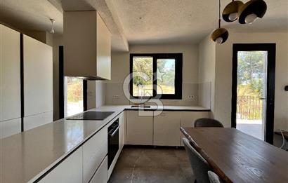 Akyaka’ya 10 dk Mesafede, Satılık Yarı Müstakil Köşe Villa