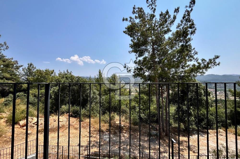 Akyaka’ya 10 dk Mesafede, Satılık Yarı Müstakil Köşe Villa
