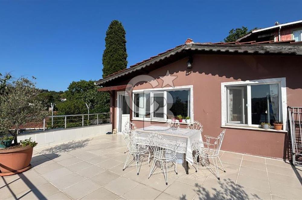 Kuleli’de Panoramik Boğaz Manzaralı 4 Katlı Teraslı Müstakil Bina