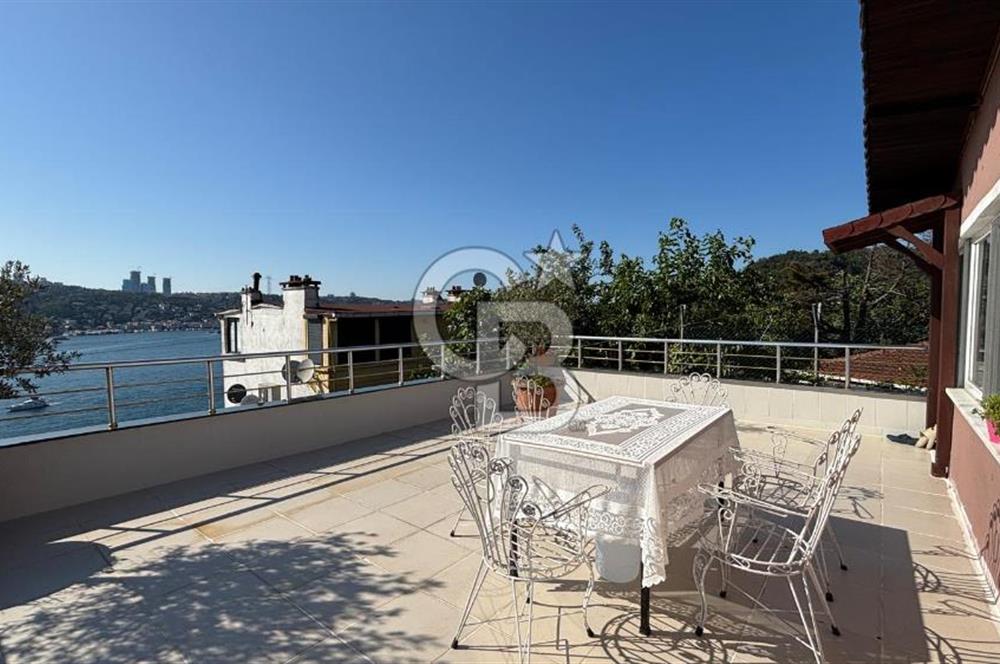 Kuleli’de Panoramik Boğaz Manzaralı 4 Katlı Teraslı Müstakil Bina