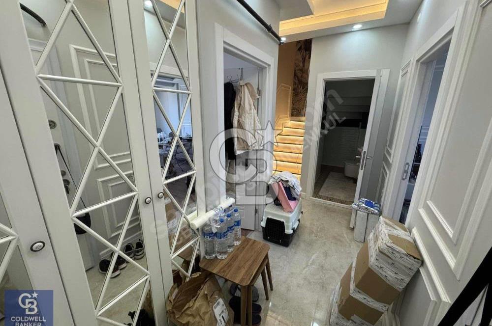 CB ENVOY | Başiskele Moda Pazarı Arkası 4+1 Eğimsiz Çatı Dubleks