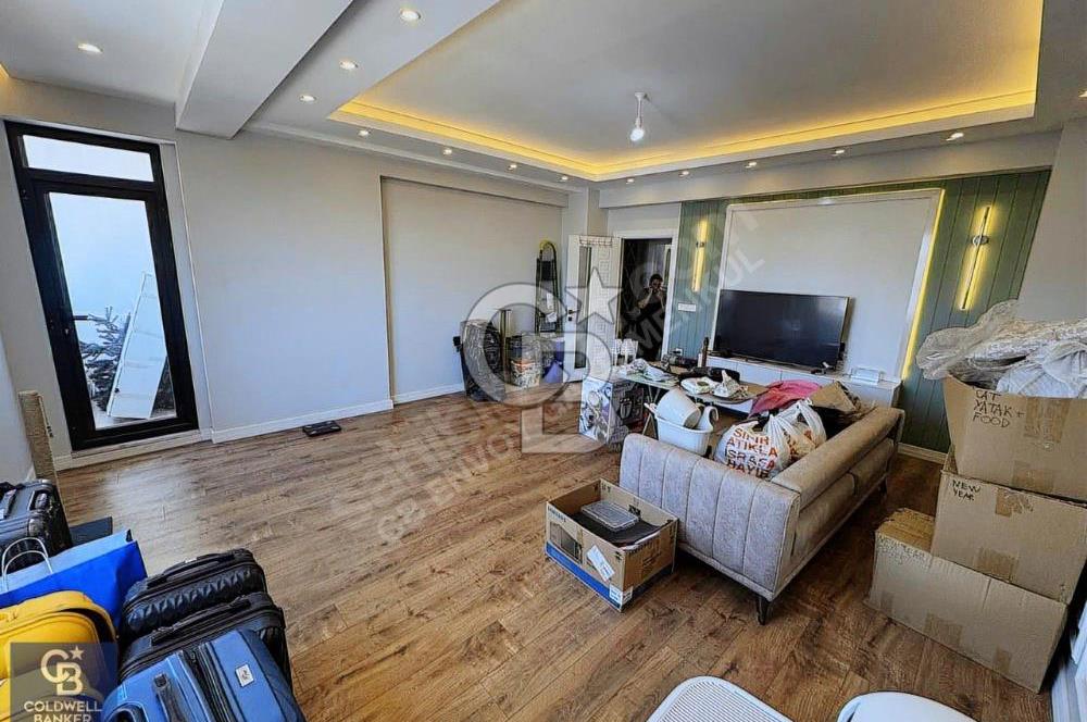 CB ENVOY | Başiskele Moda Pazarı Arkası 4+1 Eğimsiz Çatı Dubleks