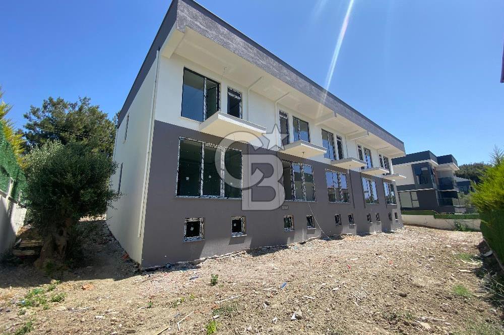 ÇANAKKALE GÜZELYALIDA DENİZE 200 M MESAFEDE SATILIK VİLLA 