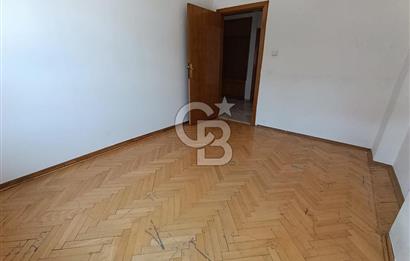 KENEDY  CADDESİ ÜZERİNDE KİRALIK DAİRESİ 3+1