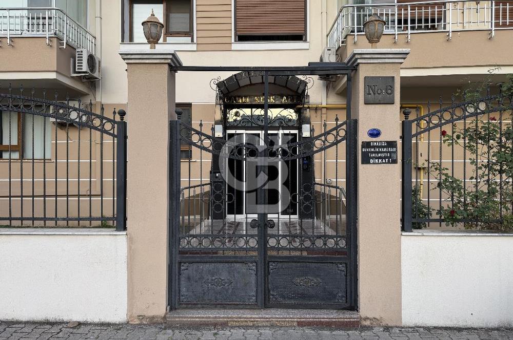YENİ GİRNE’NİN MERKEZİNDE SATILIK 3+1 ÖNÜ AÇIK FERAH DAİRE