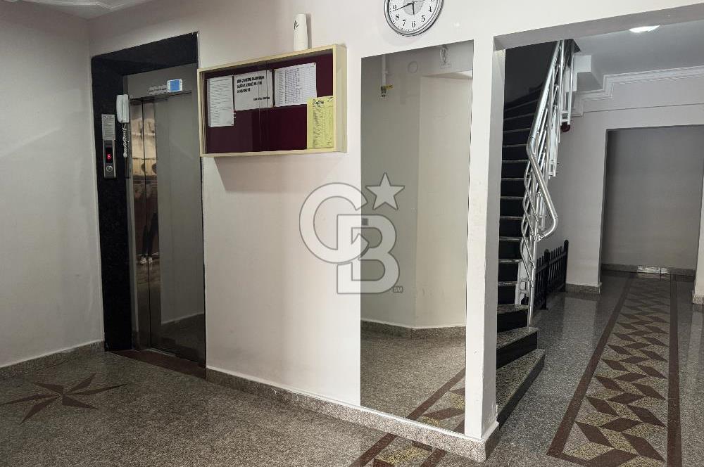 YENİ GİRNE’NİN MERKEZİNDE SATILIK 3+1 ÖNÜ AÇIK FERAH DAİRE