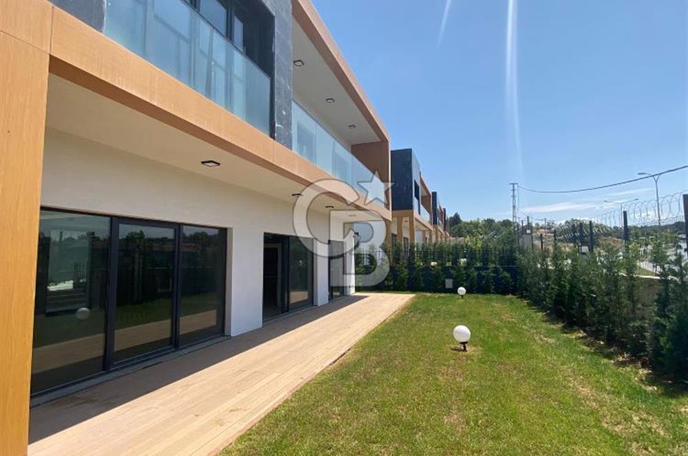 Tuzla'da Site İçerisinde Ultra Lüks Sıfır Kiralık Villa