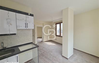 Üsküdar Uncular caddesinde kiralık 1+1 ofis