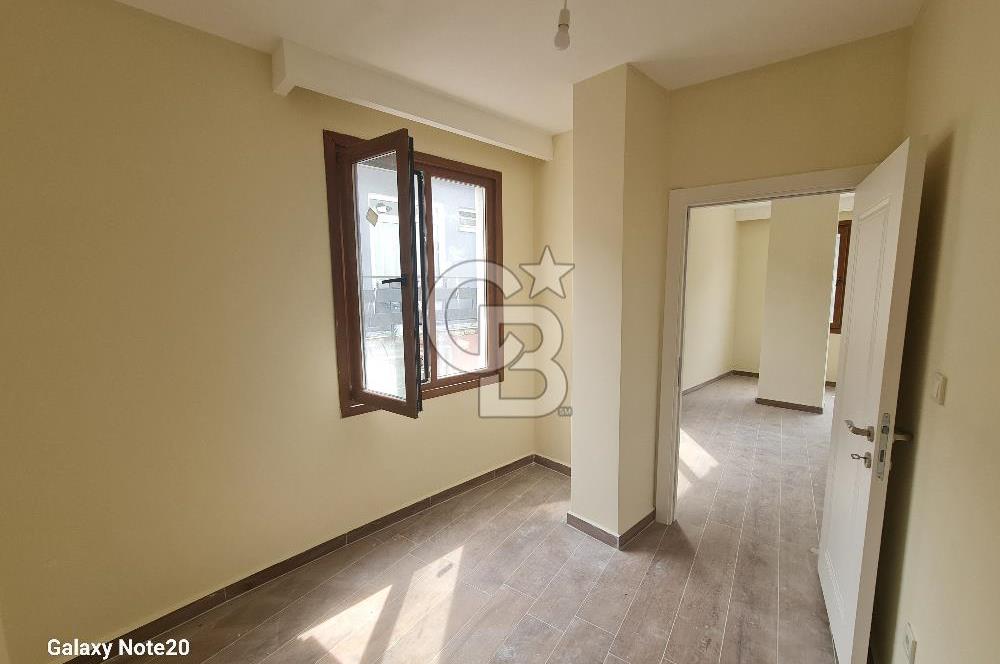 Üsküdar Uncular caddesinde kiralık 1+1 ofis