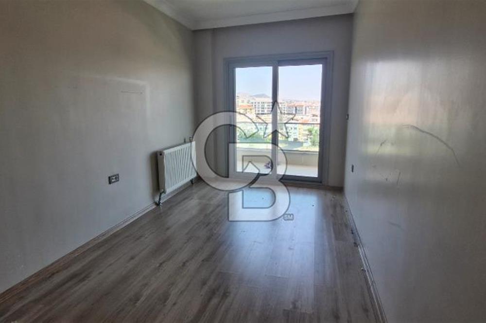 ATAŞEHİR KİRALIK LÜKS GENİŞ 3+1  DAİRE