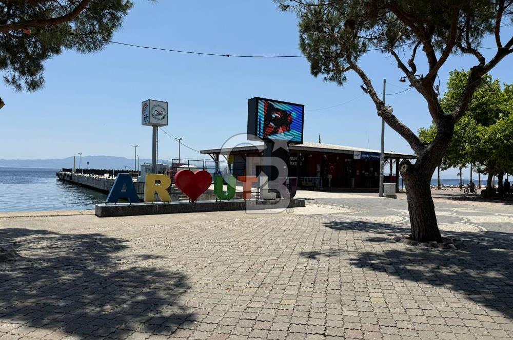 Yalova Armutlu'da Denize Yakın Ultra Lüks 2+1 Daire İskanlı