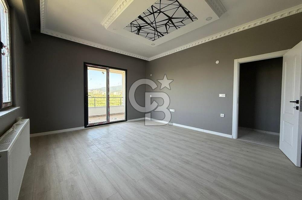 Yalova Armutlu'da Denize Yakın Ultra Lüks 2+1 Daire İskanlı