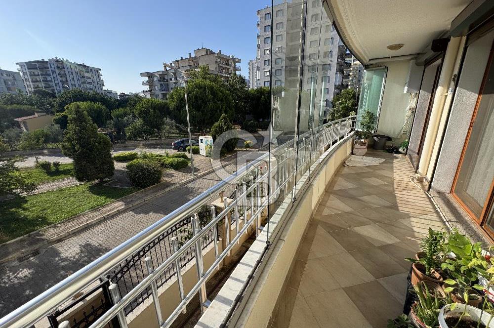 YENİ GİRNE’NİN MERKEZİNDE SATILIK 3+1 ÖNÜ AÇIK FERAH DAİRE