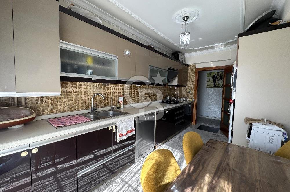 YENİ GİRNE’NİN MERKEZİNDE SATILIK 3+1 ÖNÜ AÇIK FERAH DAİRE