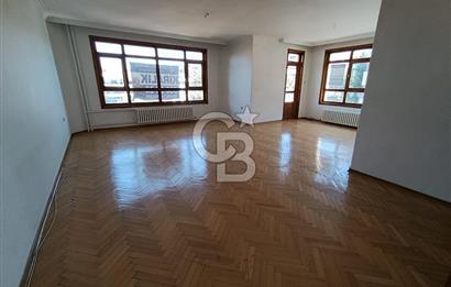 KENEDY  CADDESİ ÜZERİNDE KİRALIK DAİRESİ 3+1