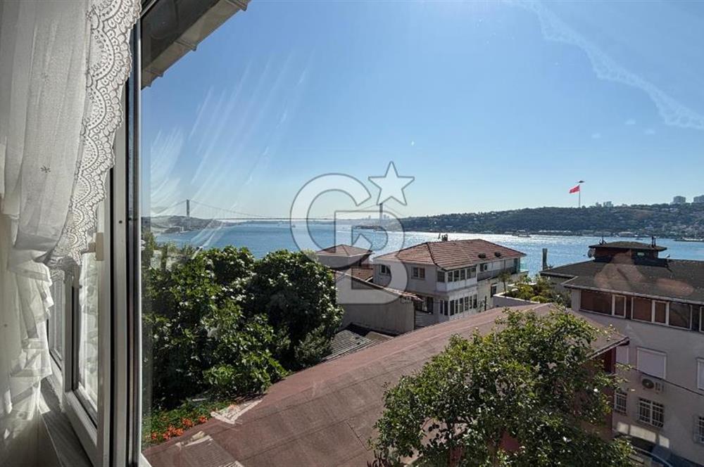 KULELİ'DE PANORAMİK BOĞAZ MANZARALI 4 KATLI TERASLI BİNA