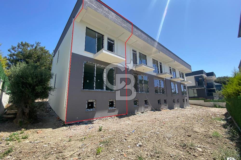 ÇANAKKALE GÜZELYALIDA DENİZE 200 M MESAFEDE SATILIK VİLLA 