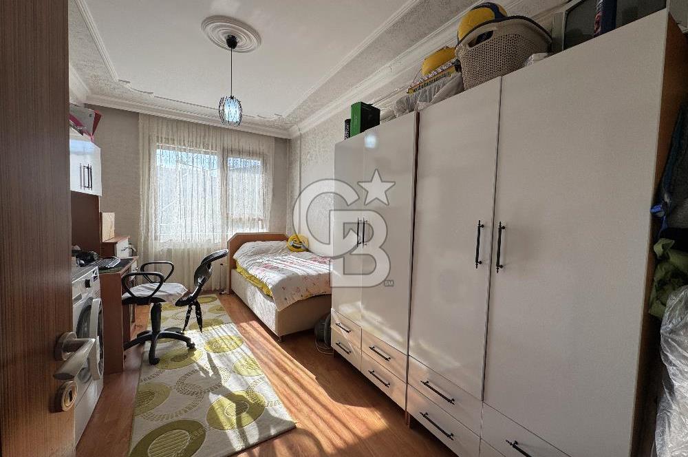 YENİ GİRNE’NİN MERKEZİNDE SATILIK 3+1 ÖNÜ AÇIK FERAH DAİRE
