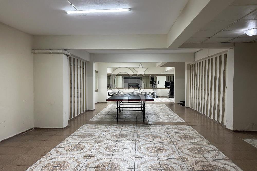 YENİ GİRNE’NİN MERKEZİNDE SATILIK 3+1 ÖNÜ AÇIK FERAH DAİRE