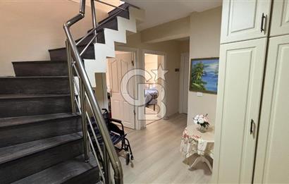 KULELİ'DE PANORAMİK BOĞAZ MANZARALI 4 KATLI TERASLI BİNA