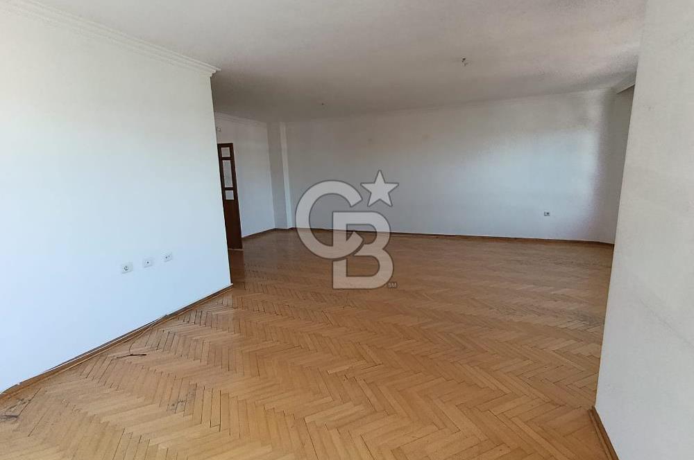 KENEDY  CADDESİ ÜZERİNDE KİRALIK DAİRESİ 3+1