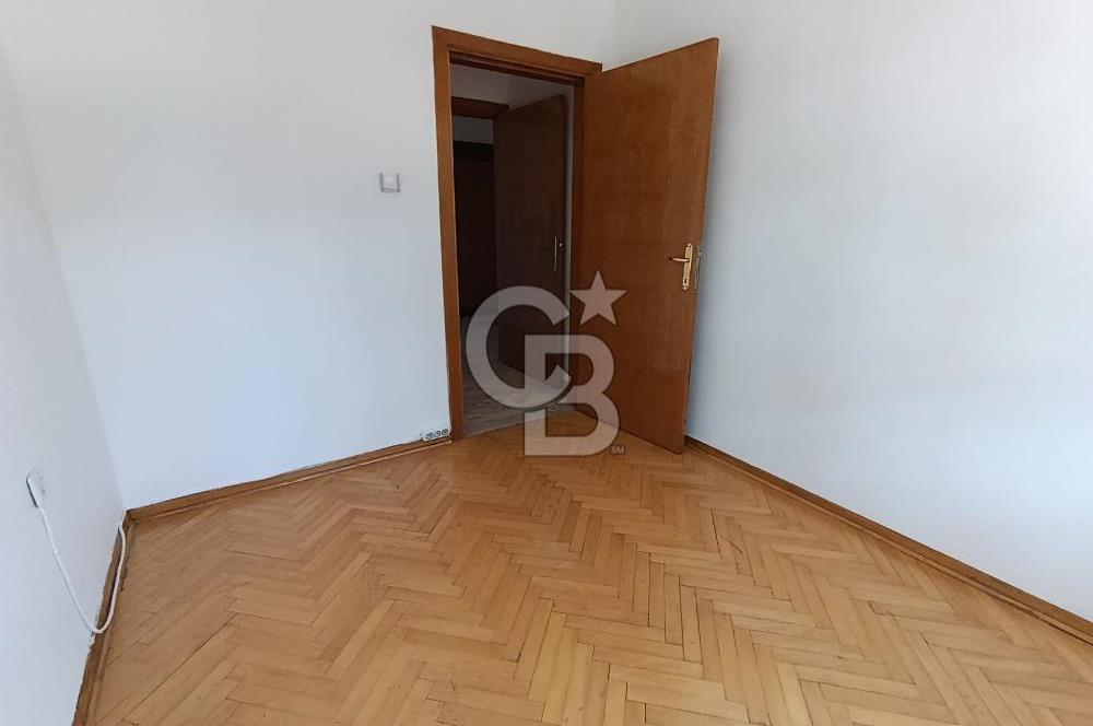 KENEDY  CADDESİ ÜZERİNDE KİRALIK DAİRESİ 3+1