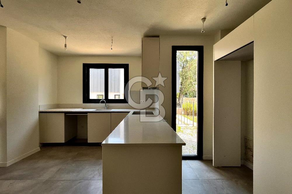 Ula Ataköy’de Satılık, Sıfır, Yarı Müstakil Villa