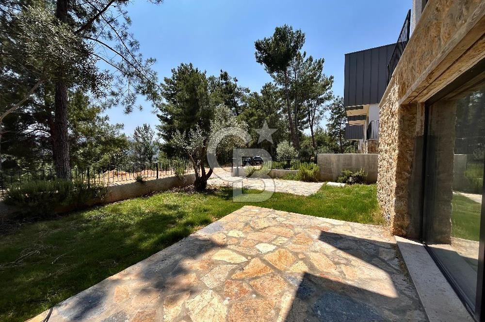 Ula Ataköy’de Satılık, Sıfır, Yarı Müstakil Villa