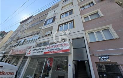 ALİAĞA'DA MERKEZİ KONUMDA EŞYALI KİRALIK 3+1 DAİRE