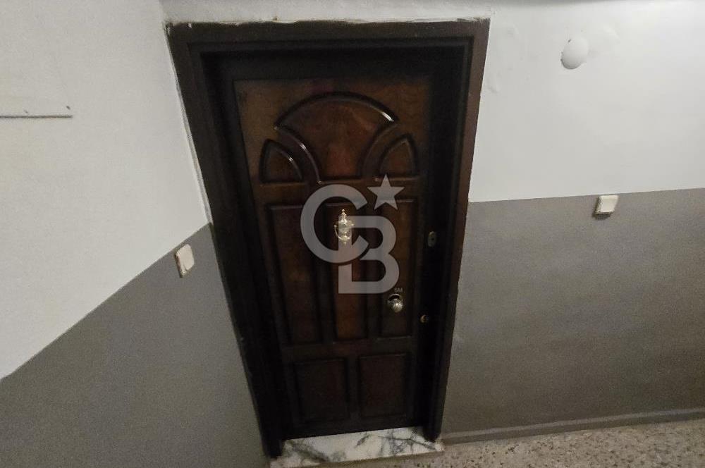 ALİAĞA'DA MERKEZİ KONUMDA EŞYALI KİRALIK 3+1 DAİRE