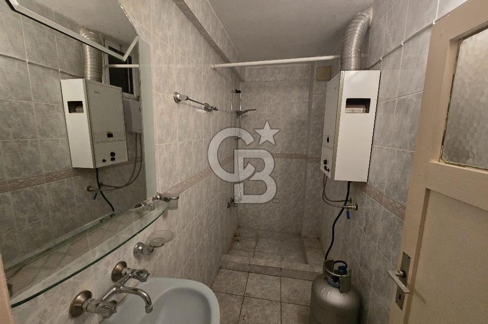 ALİAĞA'DA MERKEZİ KONUMDA EŞYALI KİRALIK 3+1 DAİRE