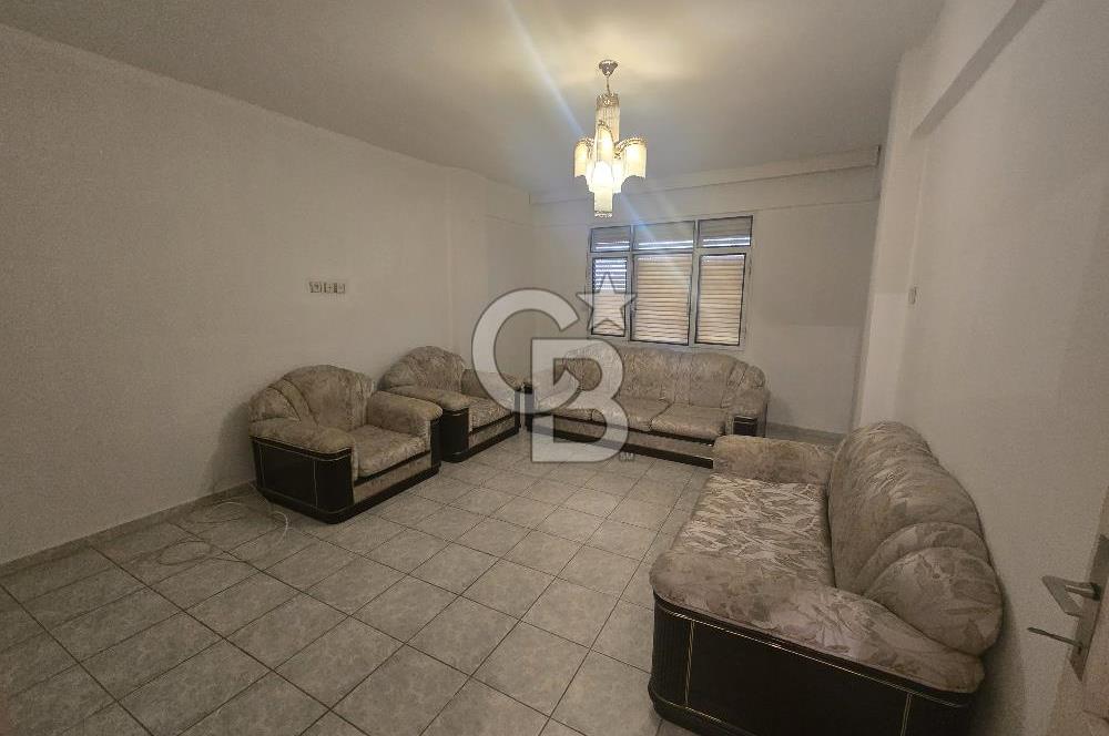 ALİAĞA'DA MERKEZİ KONUMDA EŞYALI KİRALIK 3+1 DAİRE