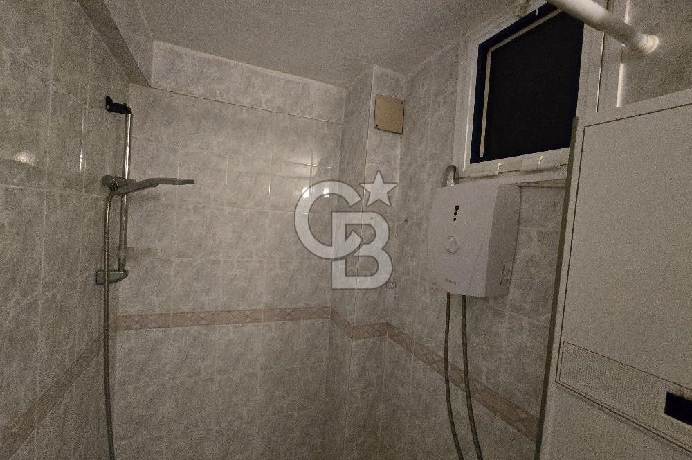 ALİAĞA'DA MERKEZİ KONUMDA EŞYALI KİRALIK 3+1 DAİRE