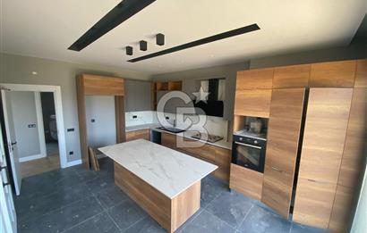 Tuzla'da Site İçerisinde Ultra Lüks Sıfır Kiralık Villa