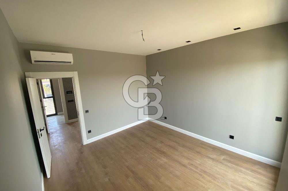 Tuzla'da Site İçerisinde Ultra Lüks Sıfır Kiralık Villa