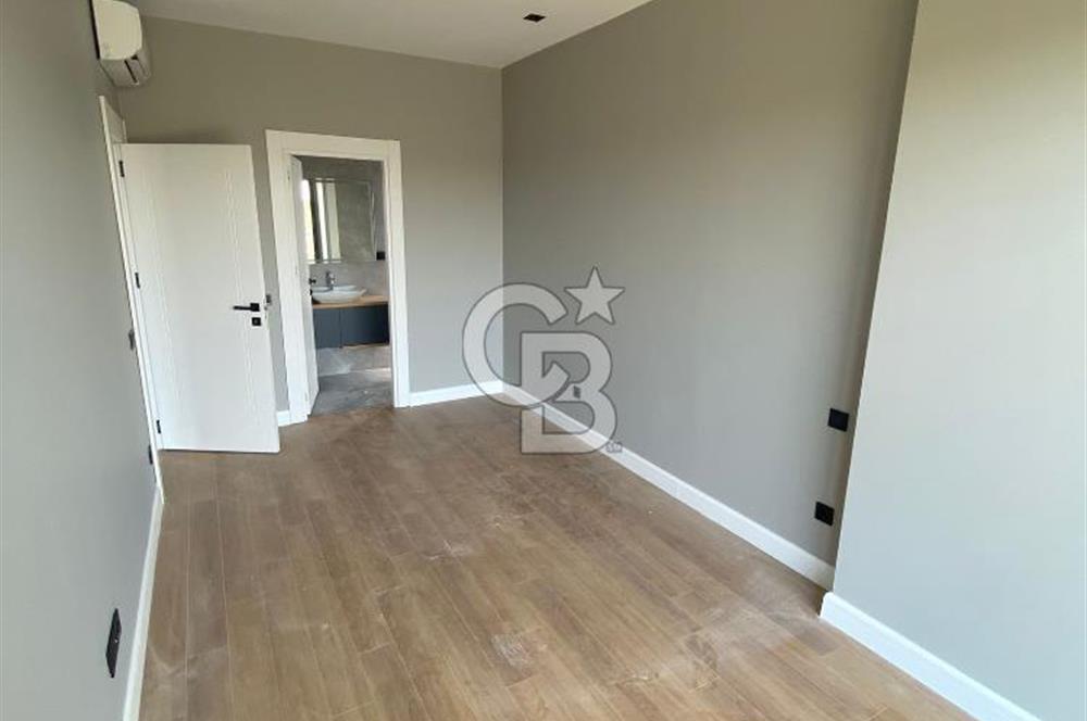 Tuzla'da Site İçerisinde Ultra Lüks Sıfır Kiralık Villa