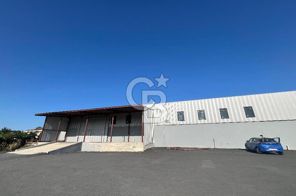 Çatalcada 1.600 m² Kapalı Depo + 5.400 m² Açık Alan Kiralık