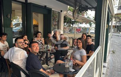 CB CITY'DEN İZMİR KARŞIYAKA BOSTANLIDA DEVREN KİRALIK CAFE